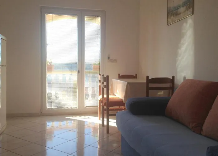 Апартаменты Apartment In Rtina - Zadar Riviera 8160 Ражанац